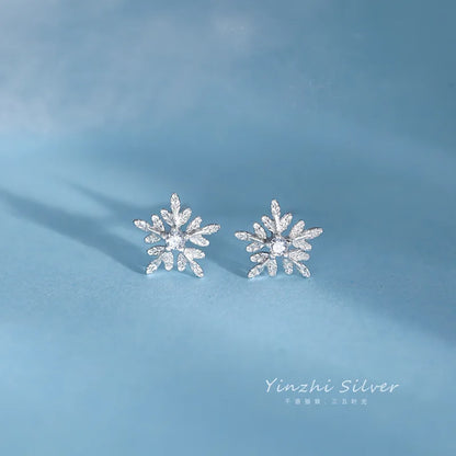 925 Sterling Silver Korean Version Simple Snowflake Stud Earrings Women Crystal Light Luxury Jewelry Gift